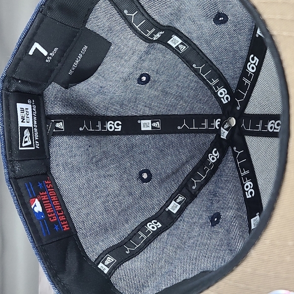 San Fran Fitted - Picture 7 of 9